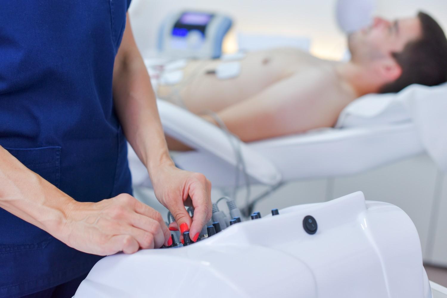 man-getting-electroacupuncture-treatment-hospital2
